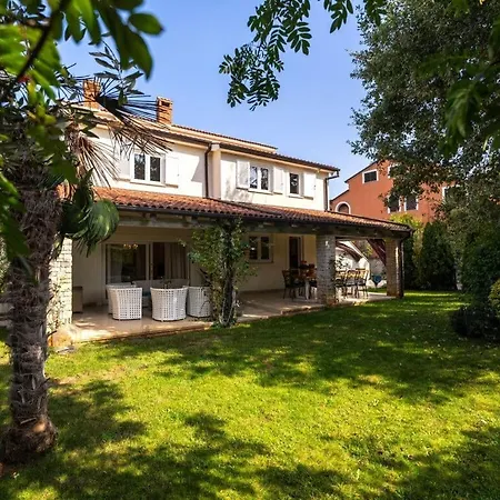 Вилла Sunset Garden Comfortable Holiday Пореч